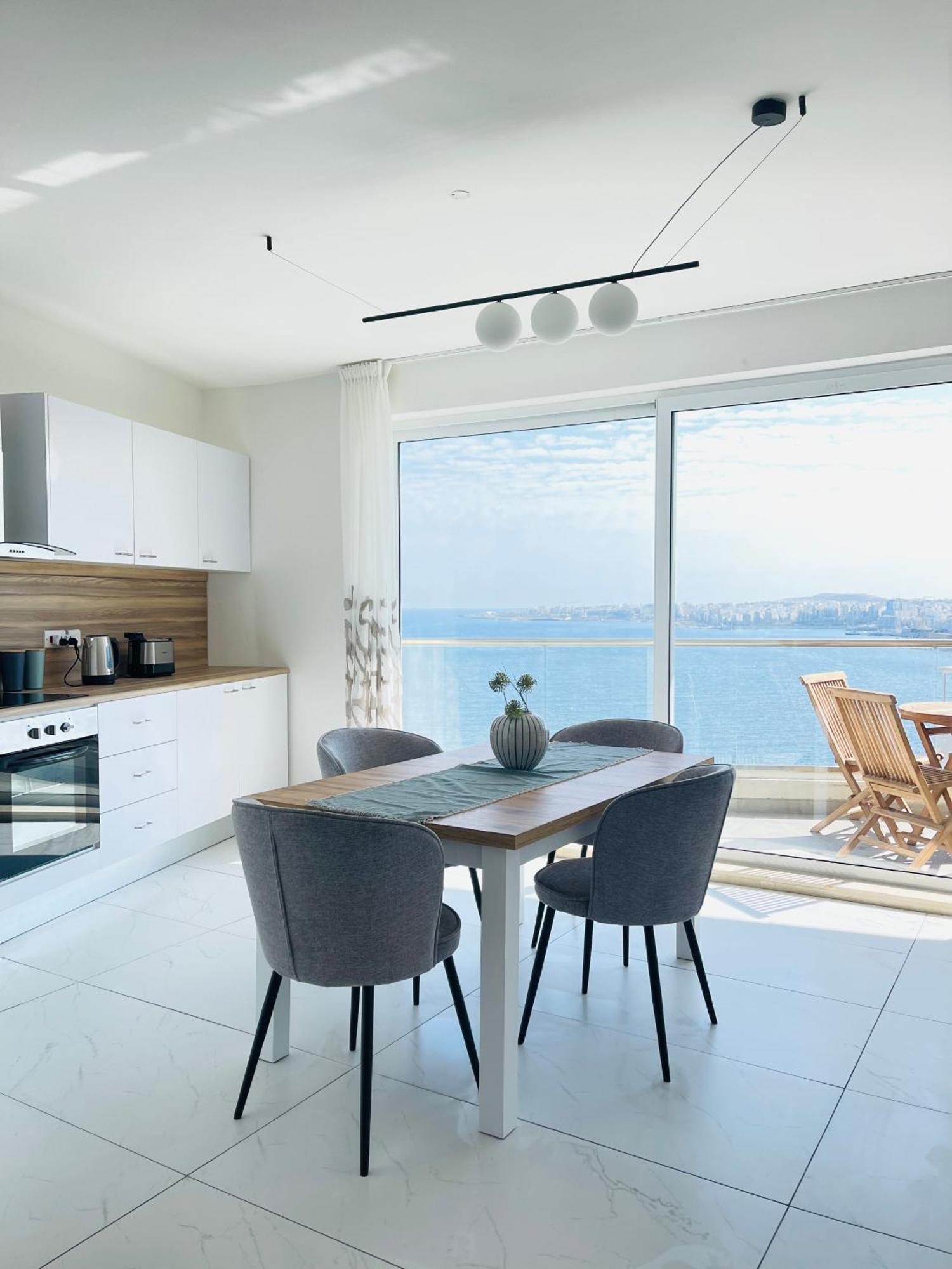 Blu Mar Sea View Apartments St. Paul's Bay Ngoại thất bức ảnh
