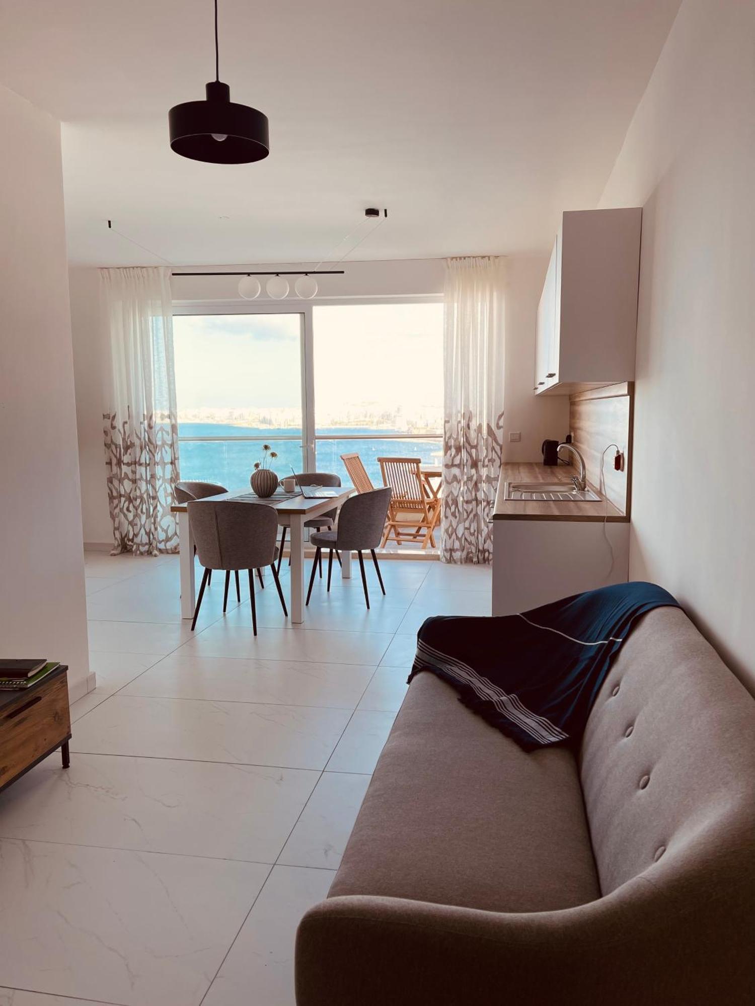 Blu Mar Sea View Apartments St. Paul's Bay Ngoại thất bức ảnh