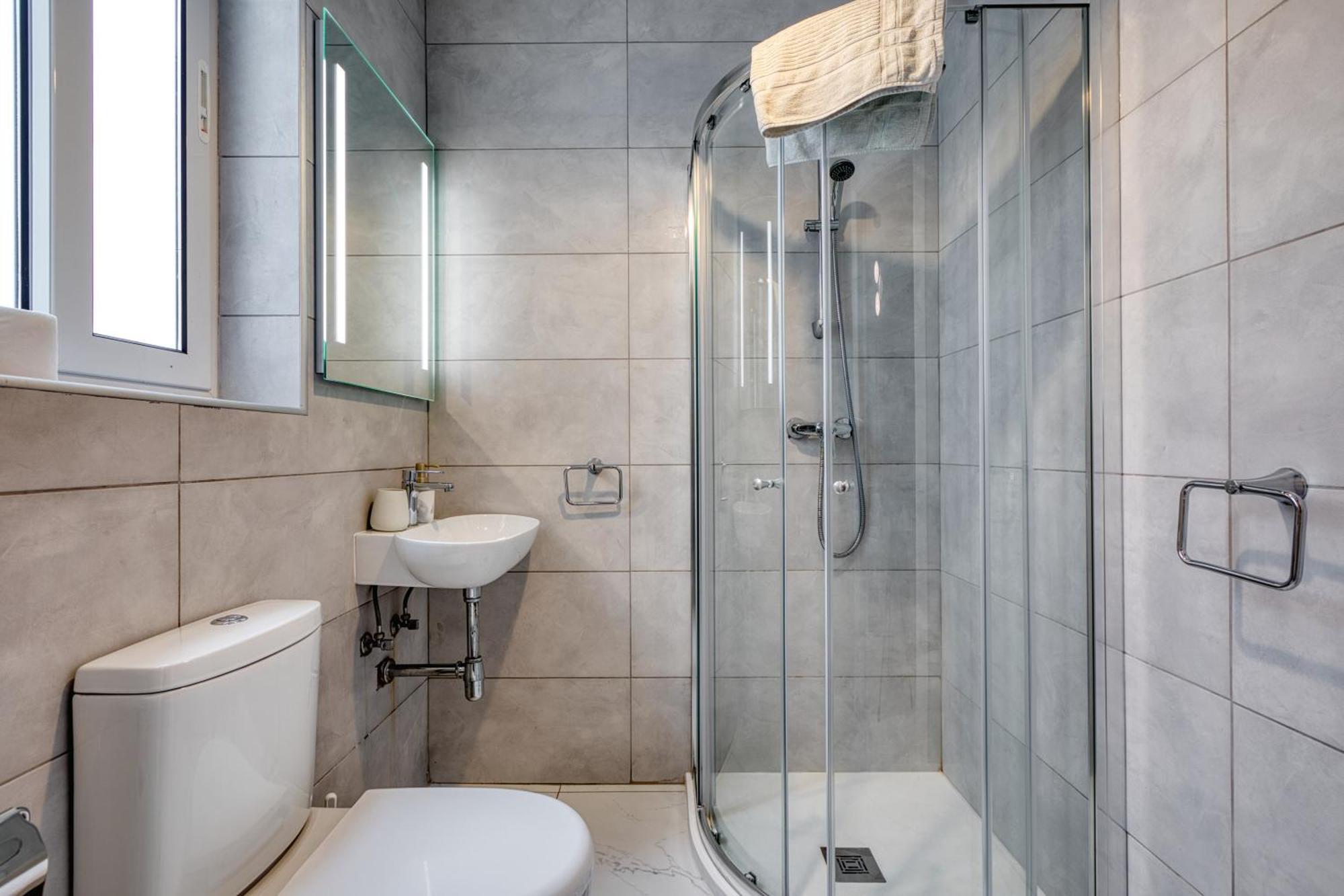 Blu Mar Sea View Apartments St. Paul's Bay Ngoại thất bức ảnh