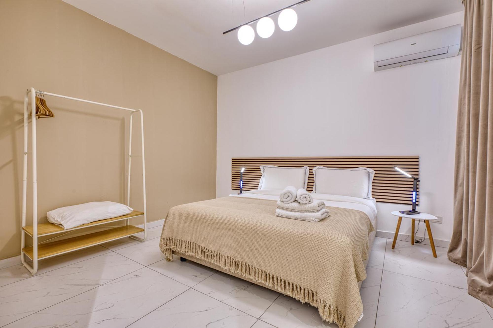 Blu Mar Sea View Apartments St. Paul's Bay Ngoại thất bức ảnh