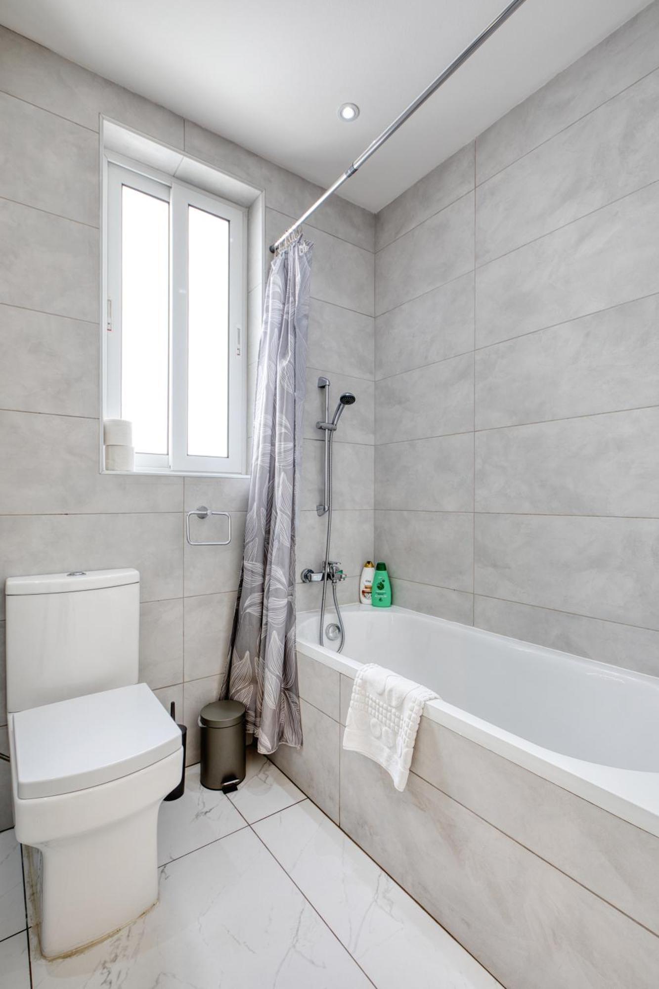 Blu Mar Sea View Apartments St. Paul's Bay Ngoại thất bức ảnh